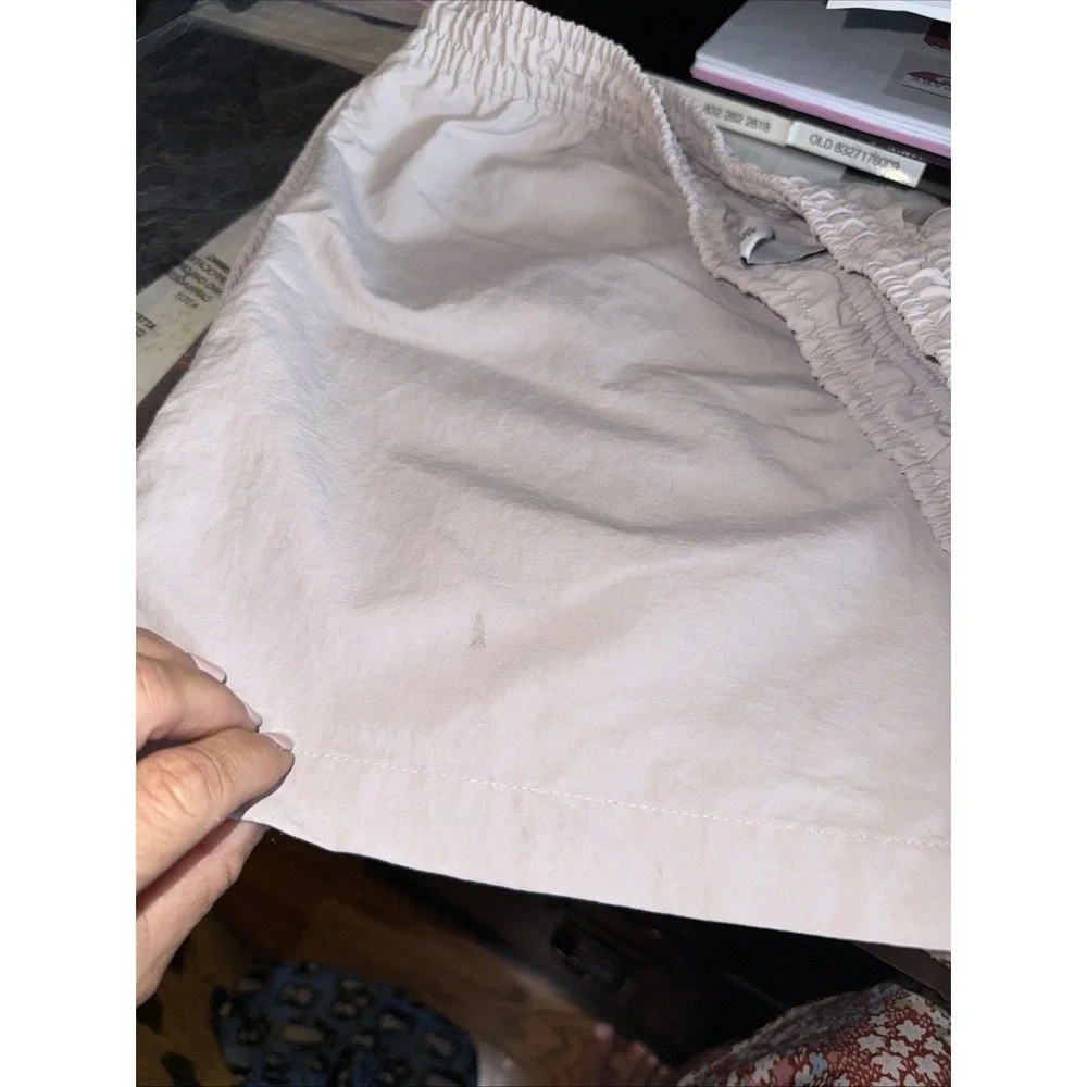Ladies Size  Medium Nike Dry‎ Fit Shorts With Pockets 3899